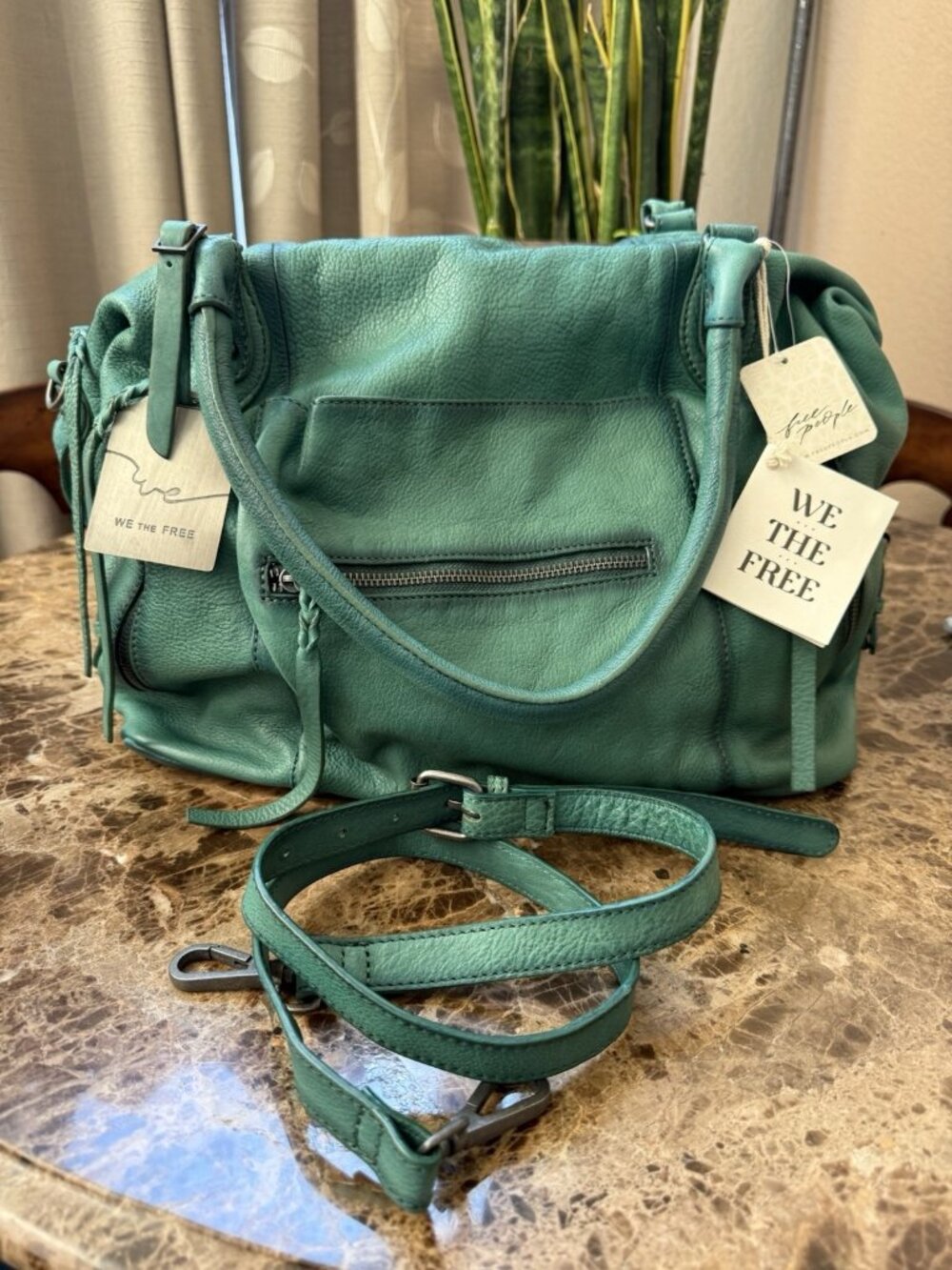 Free People We The Free Emerson Tote Bag Wash Greenery Leather NWT - Picture 5 of 11